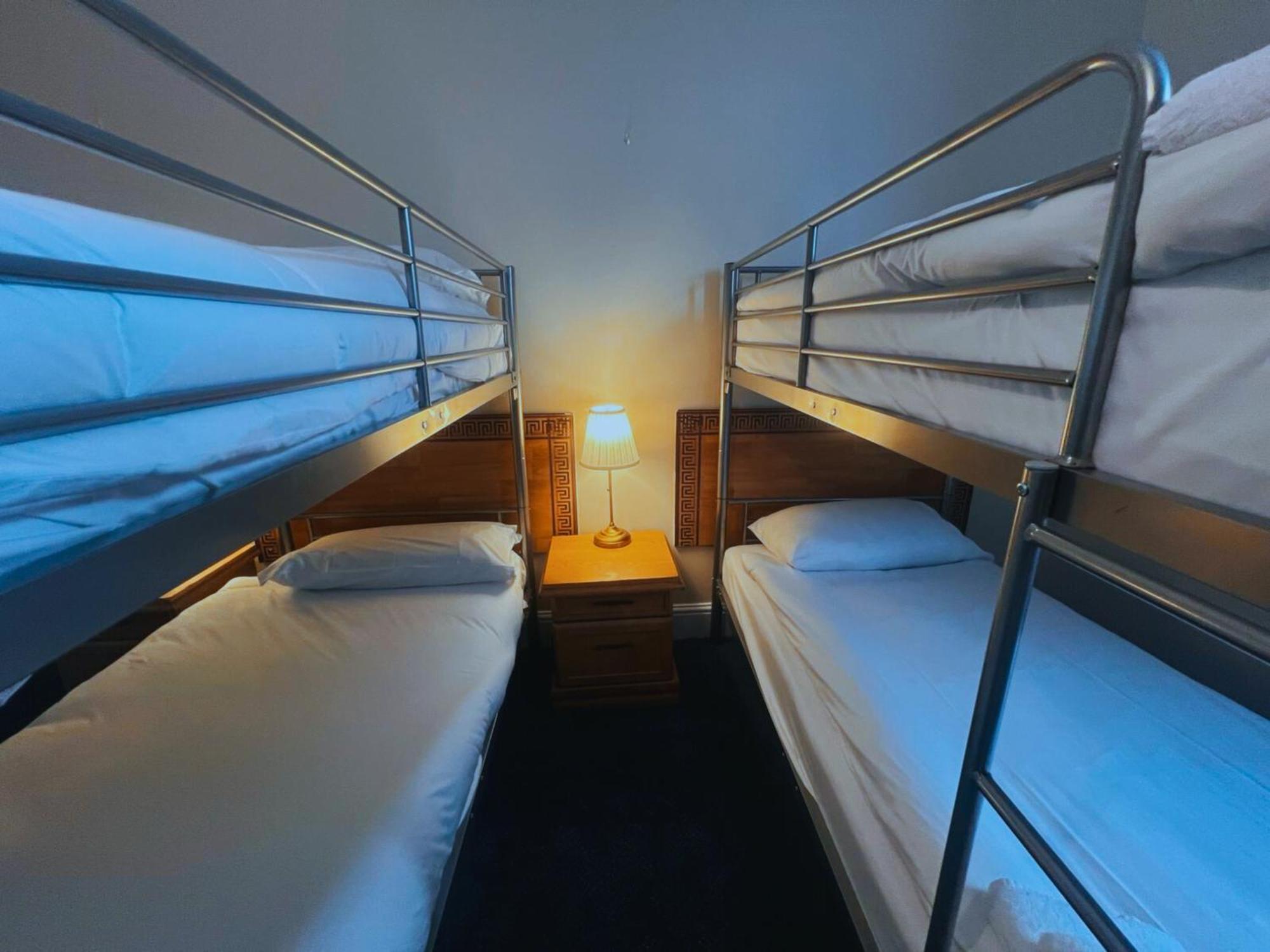 Helen'S Hotel Near Wembley Лондон Екстер'єр фото